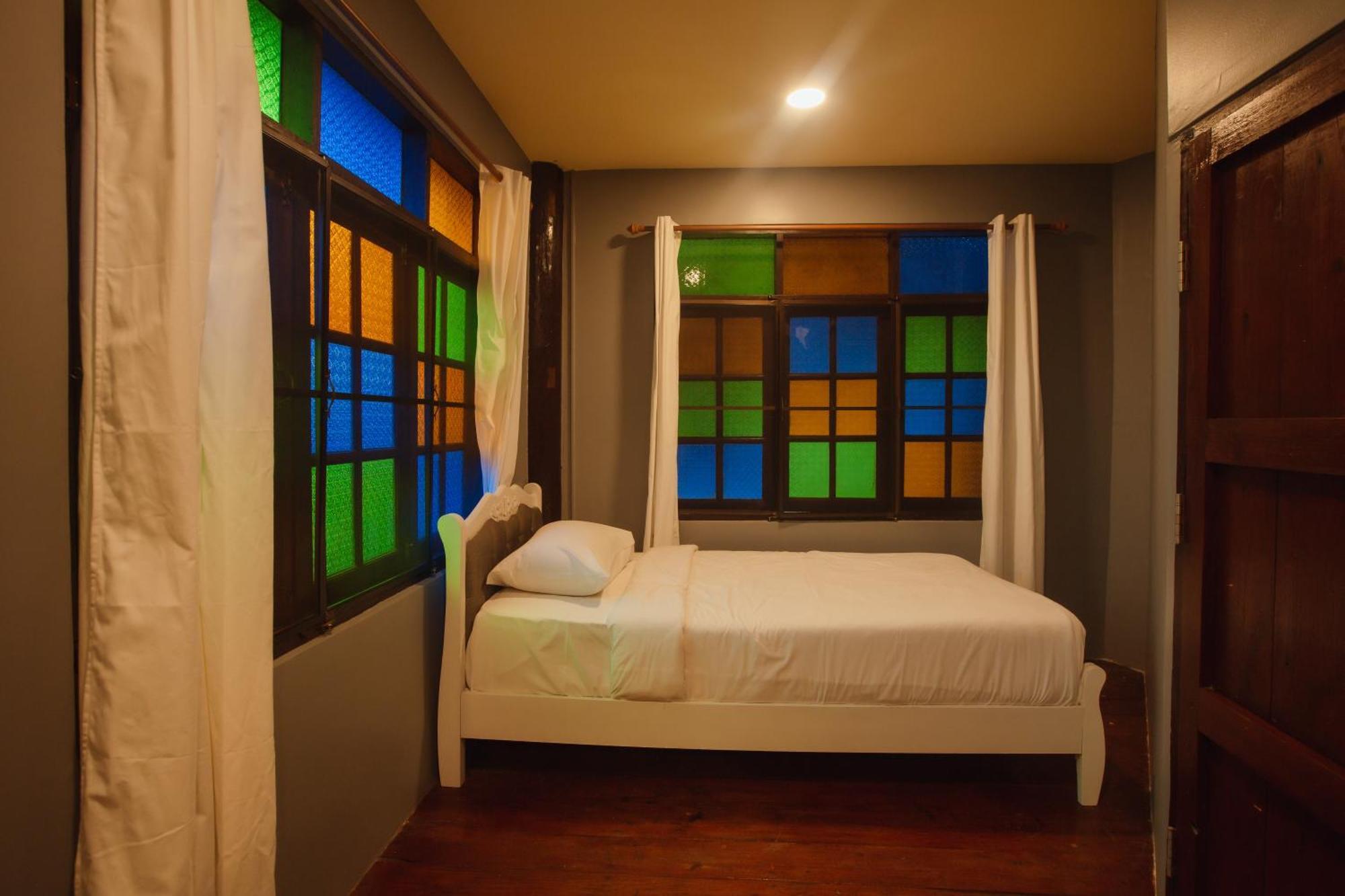Agga Cnx Hostel Chiang Mai Ngoại thất bức ảnh
