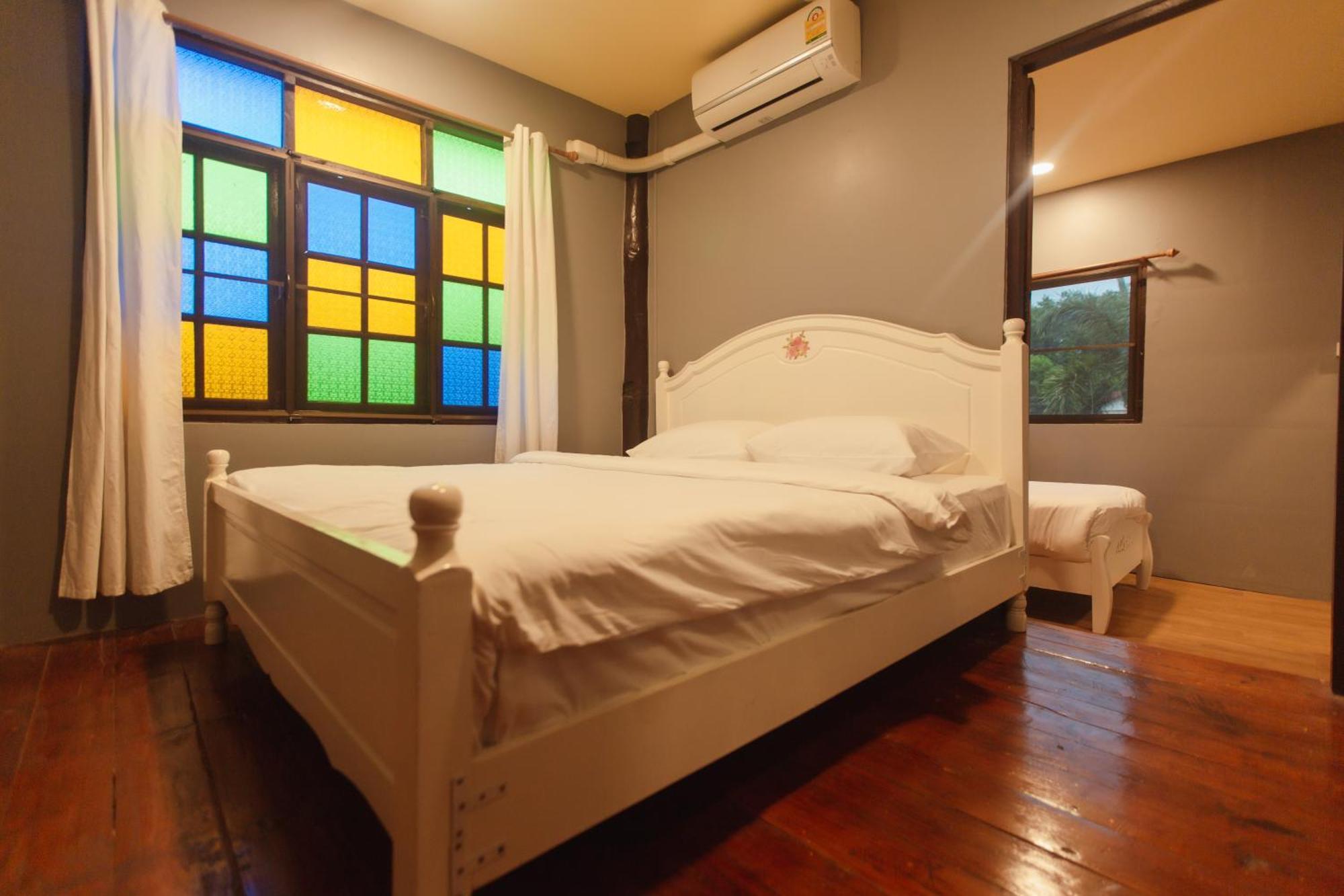 Agga Cnx Hostel Chiang Mai Ngoại thất bức ảnh