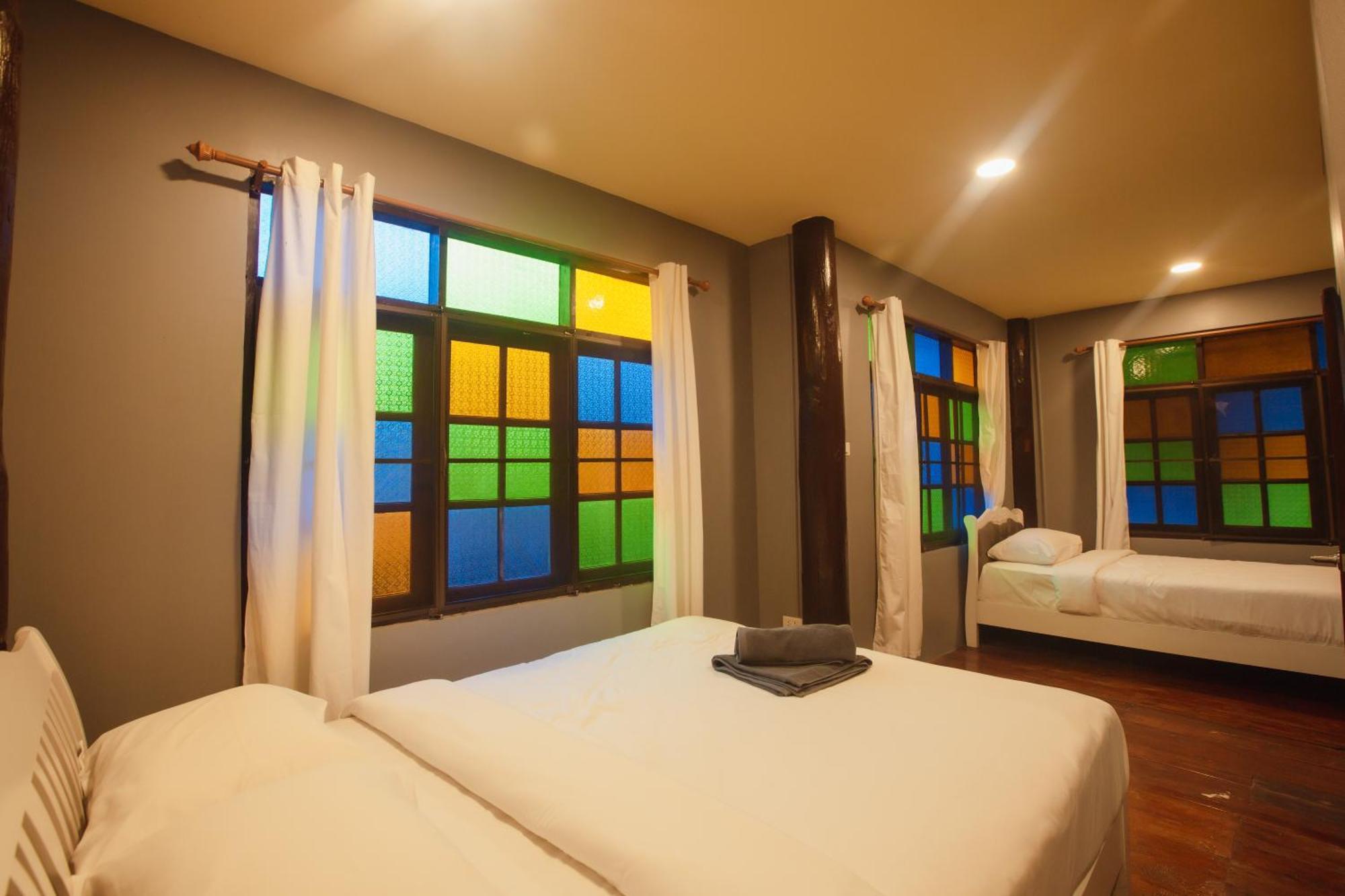 Agga Cnx Hostel Chiang Mai Ngoại thất bức ảnh