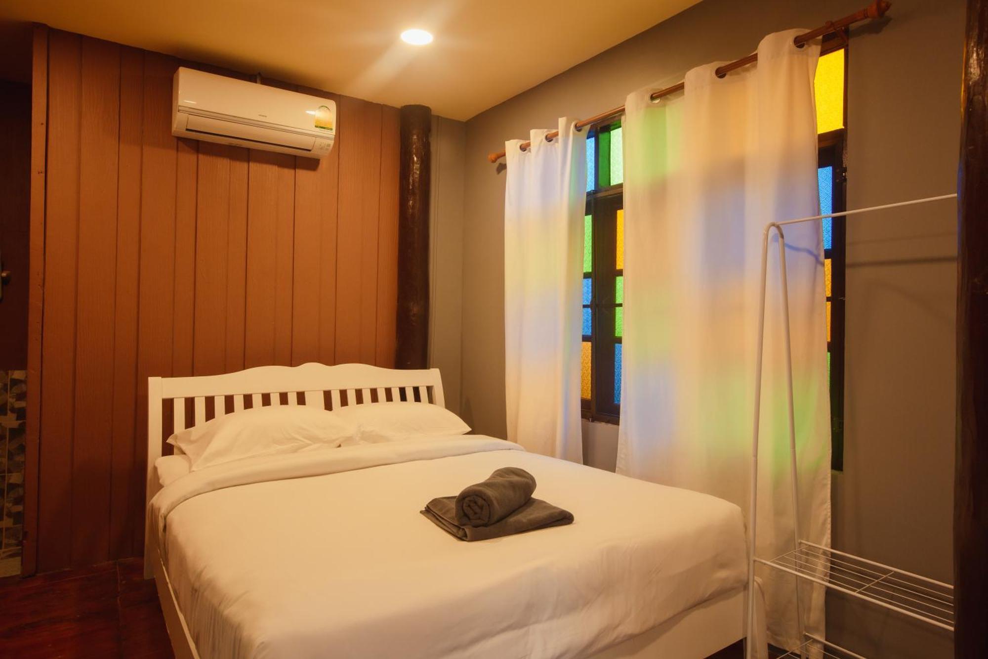 Agga Cnx Hostel Chiang Mai Ngoại thất bức ảnh
