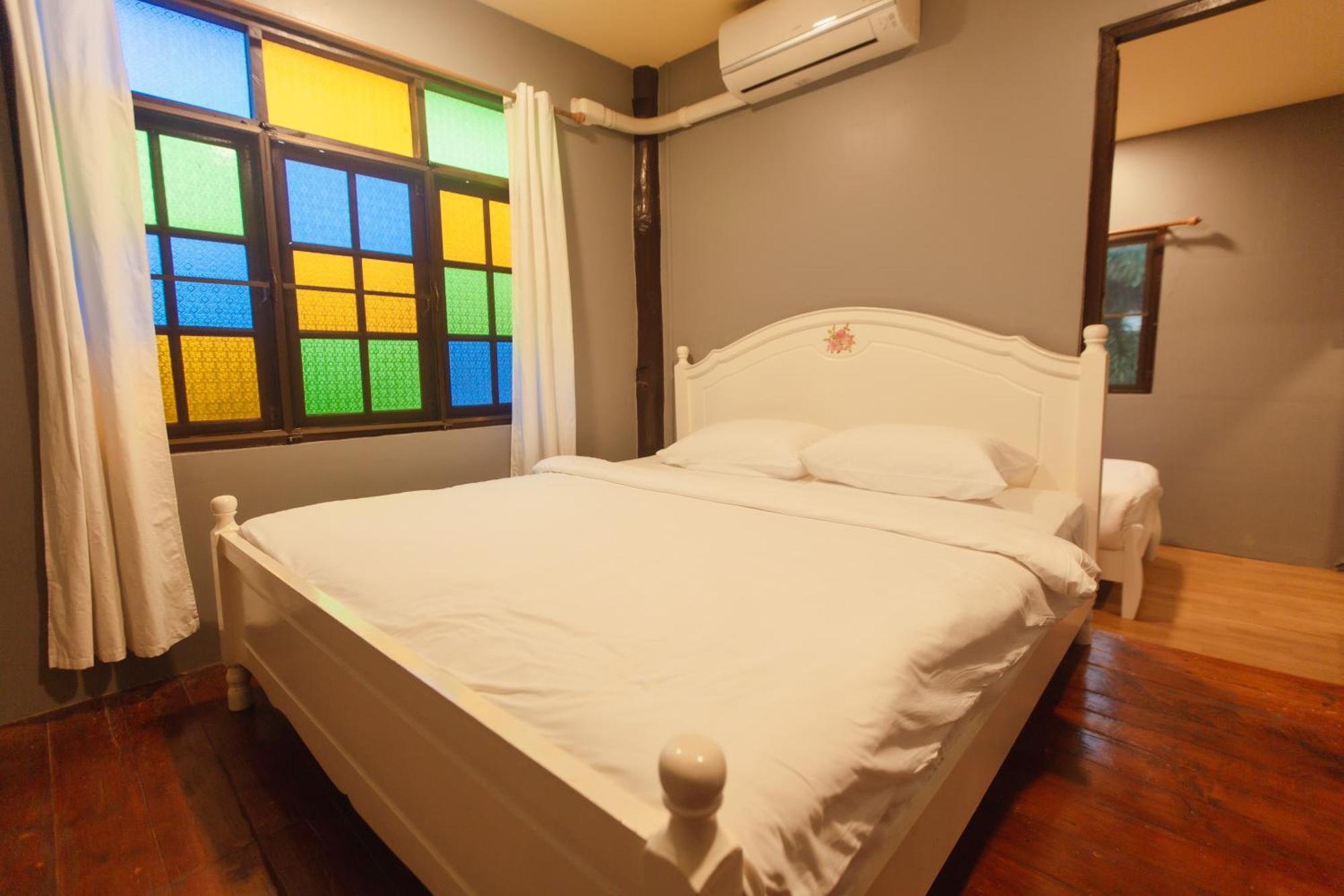 Agga Cnx Hostel Chiang Mai Ngoại thất bức ảnh