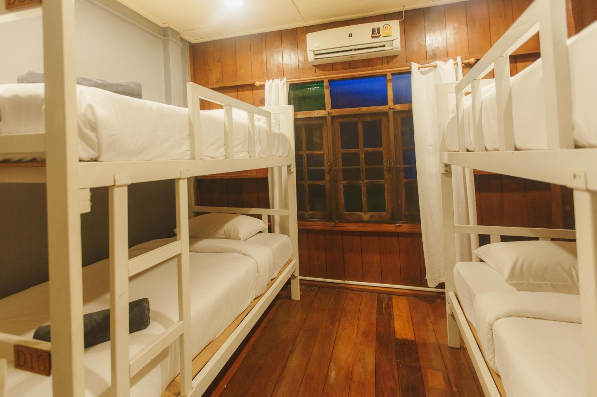 Agga Cnx Hostel Chiang Mai Ngoại thất bức ảnh