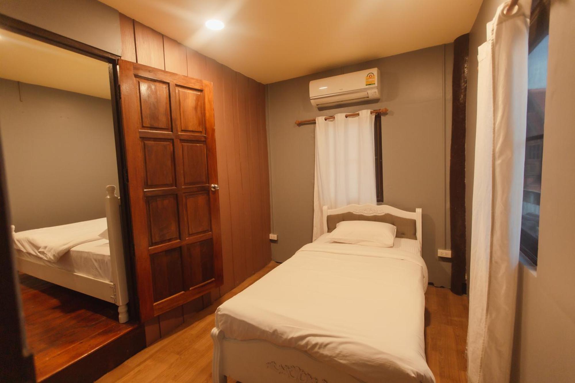 Agga Cnx Hostel Chiang Mai Ngoại thất bức ảnh
