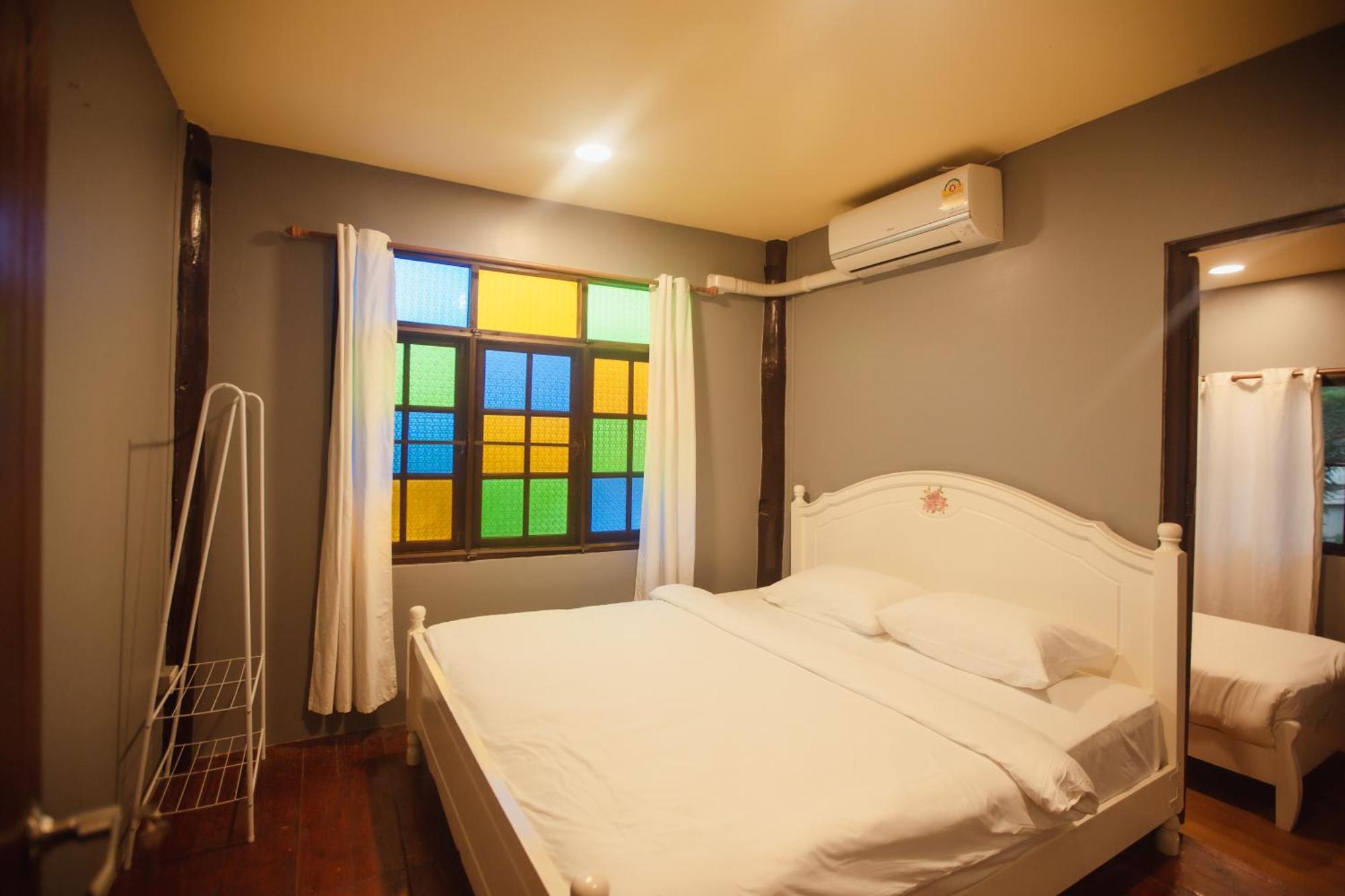 Agga Cnx Hostel Chiang Mai Ngoại thất bức ảnh