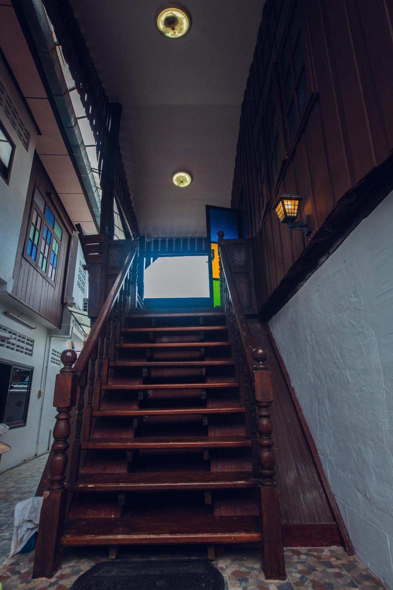 Agga Cnx Hostel Chiang Mai Ngoại thất bức ảnh